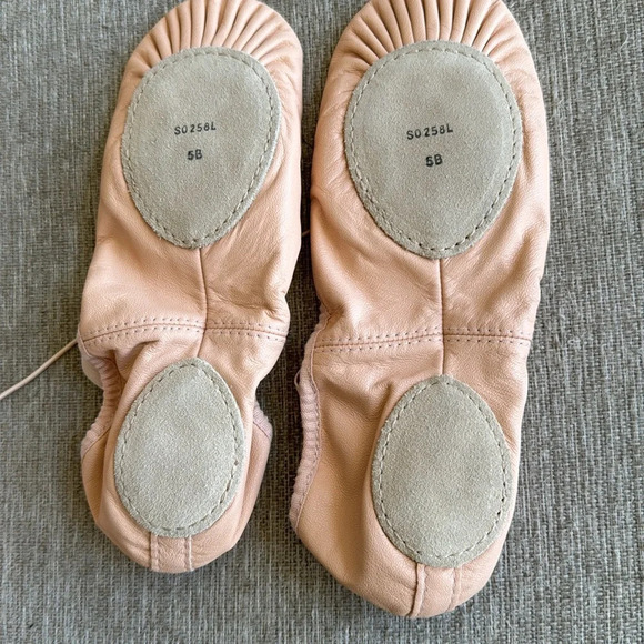 Ladies Dansoft I| Split Sole Ballet Shoes slippers pink size 5.5 NWT in the box - Picture 6 of 10